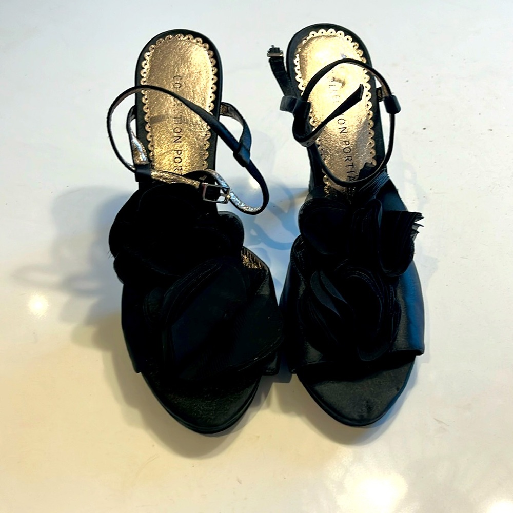 Cute satin sandals - floral motive in layers of fine net fabric